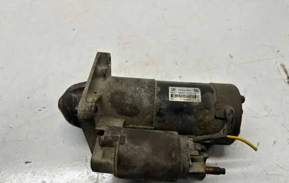 Opel Insignia A Starter motor 55353857
