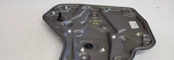 Skoda Octavia Mk2 (1Z) Sliding door window regulator with motor 1Z0839656 117780 2705200520