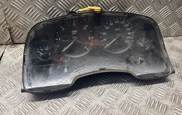 Opel Zafira A Speedometer (instrument cluster) 09228757 00981744 351184000