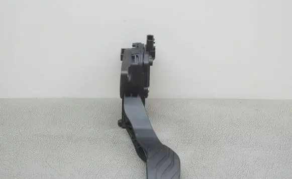 Nissan Qashqai Accelerator throttle pedal 180024BG0B