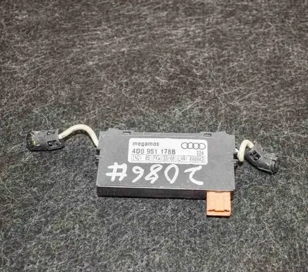 Audi A8 S8 D2 4D Other devices 4D0951178B