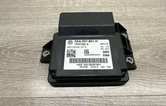 Volkswagen PASSAT CC Hand brake control module 3AA907801H 18491001A
