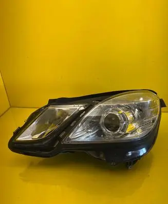 Mercedes-Benz E W212 Headlight/headlamp A2128209561KZ