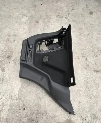 Trunk/boot lower side trim panel