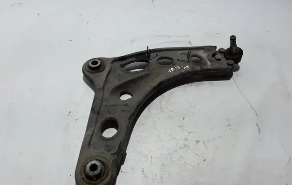 Renault Trafic III (X82) Front lower control arm/wishbone 545006069R