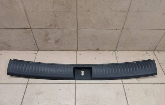 KIA Sorento Trunk/boot sill cover protection 85770