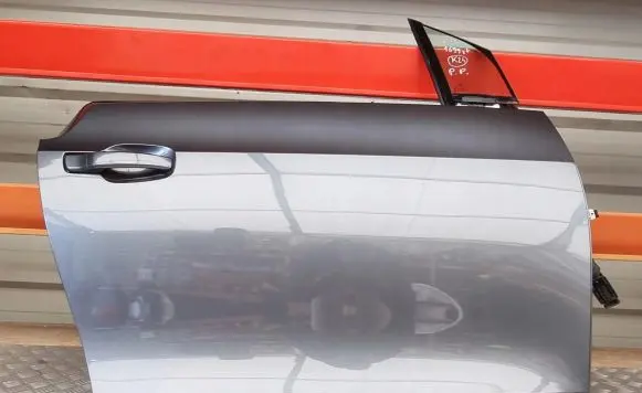 BMW i3 Front door