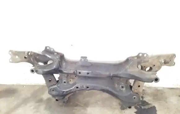 Toyota Auris 150 Front subframe