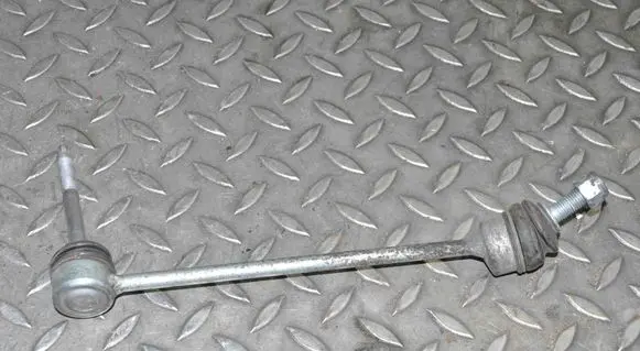 Mercedes-Benz S C217 Front anti-roll bar/stabilizer link A2223201789