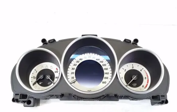 Mercedes-Benz E W212 Speedometer (instrument cluster) A2129007329