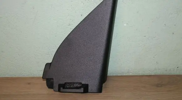 Nissan X-Trail T30 Other front door trim element