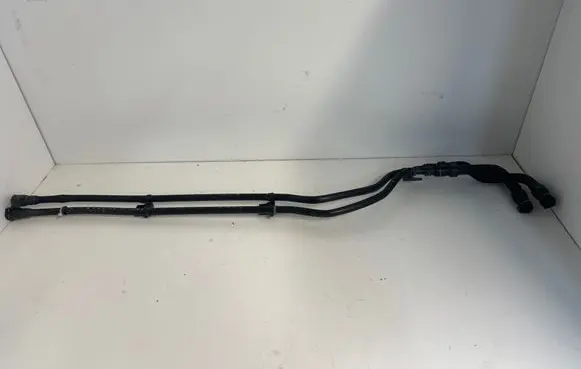 Peugeot 308 Engine coolant pipe/hose 9836405480