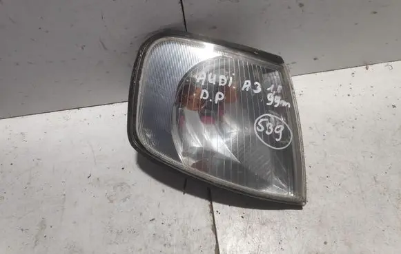 Audi A3 S3 8L Front indicator light 963286