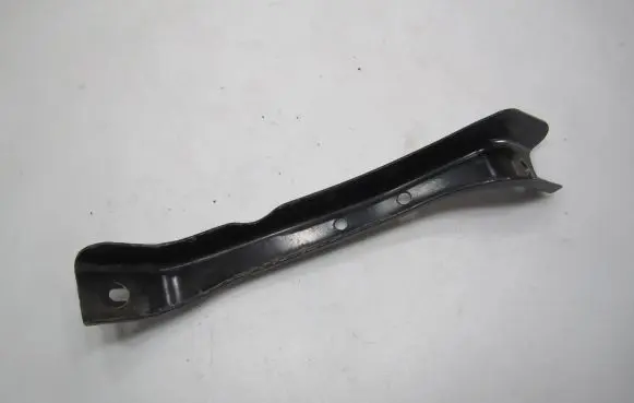 Radiator support slam panel bracket
