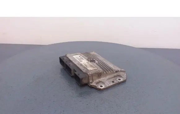 Renault Scenic II - Grand scenic II Engine control unit/module ECU 8200387138