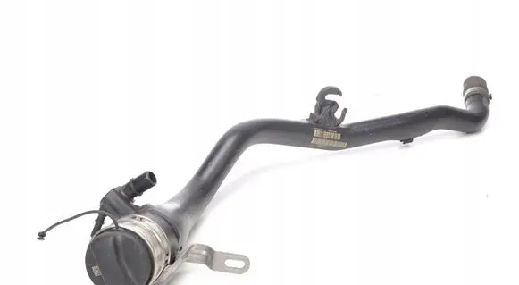 BMW X1 F48 F49 Fuel tank filler neck pipe 