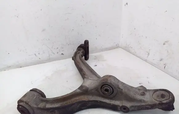 Jeep Grand Cherokee (WK) Front lower control arm/wishbone C1129AB