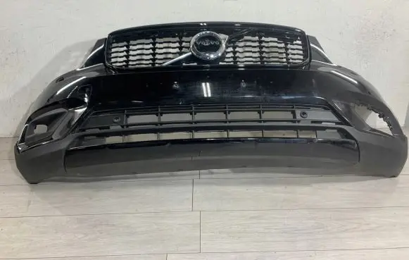 Volvo XC40 Front bumper