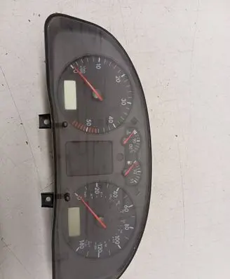 Volkswagen PASSAT B5 Speedometer (instrument cluster) 3B0919931 110008794010