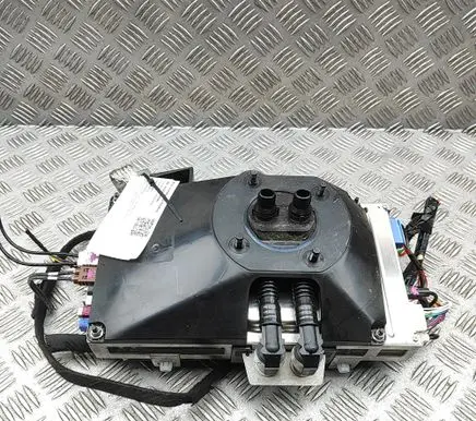 Tesla Model 3 Other devices 152148201D 156678685C