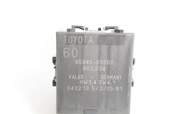 Toyota Avensis T270 Window wiper relay 8594005060