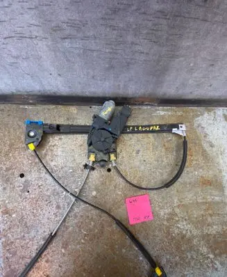 Renault Laguna II Front door window regulator with motor 