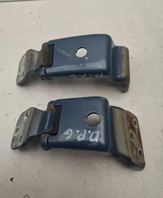 Mercedes-Benz Vito Viano W639 Rear door lower hinge A6397400237 A6397400437