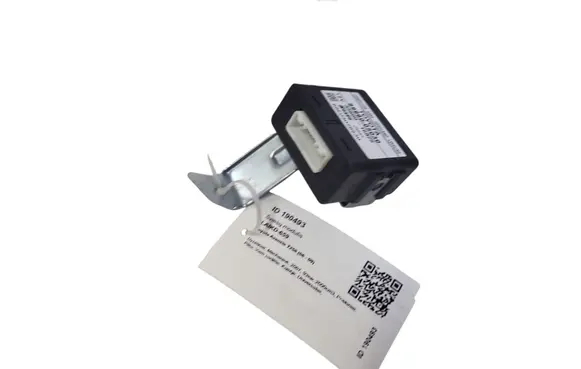 Toyota Avensis T250 Light module LCM 8996005030
