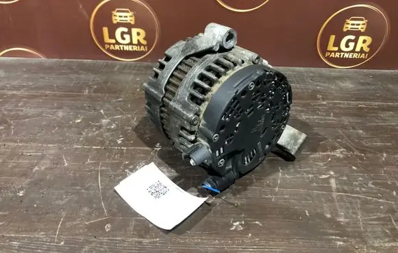 Volvo XC60 Generator/alternator 30659341