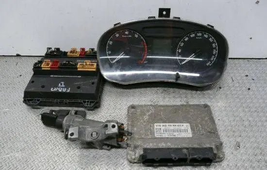 Skoda Fabia Mk2 (5J) Engine control unit/module 03E906023B