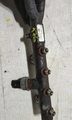 Fuel main line pipe