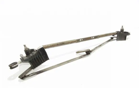 Jeep Patriot Front wiper linkage 