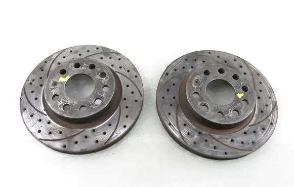 Volkswagen Golf V Front brake disc 