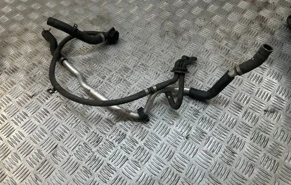 Engine coolant pipe/hose