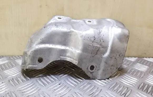 Ford Focus Heat shield in engine bay AM519N454KA