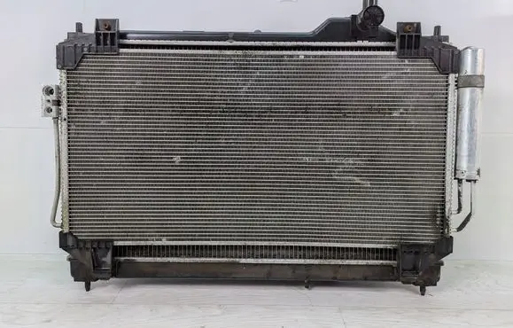 Mitsubishi Outlander Radiator set 1350A825
