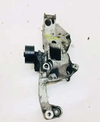 Peugeot 308 Generator/alternator bracket 