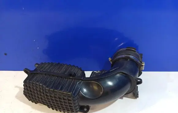 Volvo S60 Air intake duct part 31319692