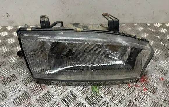 Subaru Legacy Headlight/headlamp