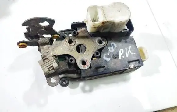 Chevrolet Blazer Front door lock 