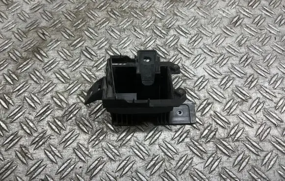 Ford Explorer VI Blind spot radar bracket LB5T14D189