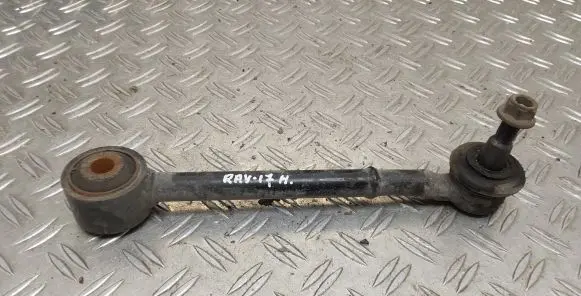 Rear control arm
