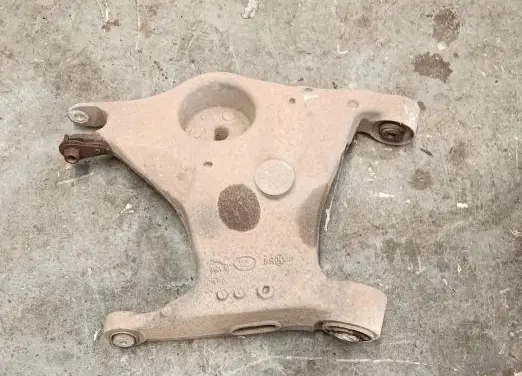 Jaguar XE Rear upper control arm/wishbone GG0BE1230
