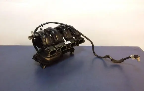 Ford Focus Intake manifold AM5G9424P7A