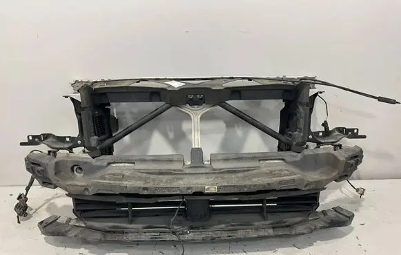 BMW 7 G11 G12 Radiator support slam panel 7498868 7357178