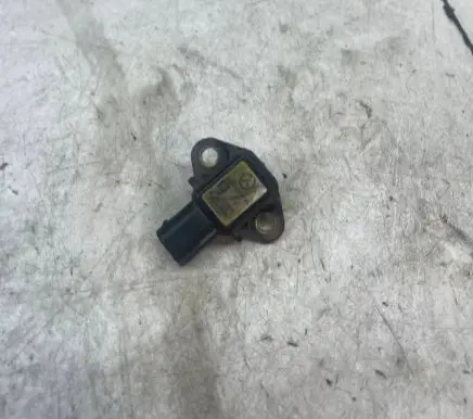 Mercedes-Benz E W211 Air pressure sensor A0041533128 16244349