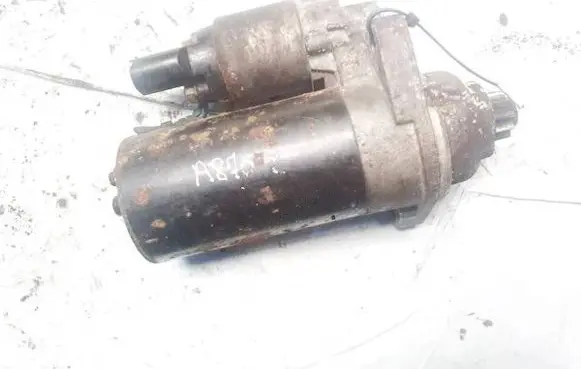 Volkswagen Polo IV 9N3 Starter motor