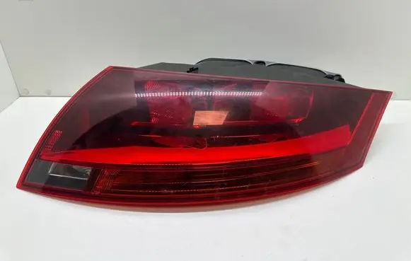 Audi TT TTS Mk2 Rear/tail lights 8J0945096C