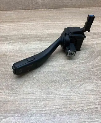 Volkswagen Golf Plus Wiper control stalk 1K0953519A