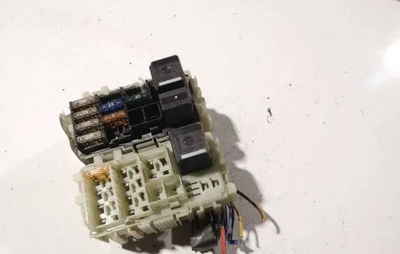 Fuse box set